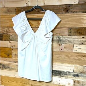 Day+Moon Size Small White Denim Sleeveless Ruffled V-Neck Romper With Pockets